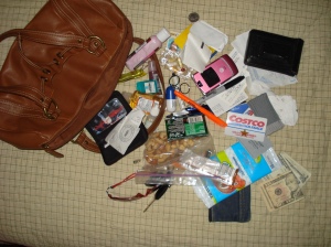 not-an-organized-purse-by-eyesogreen